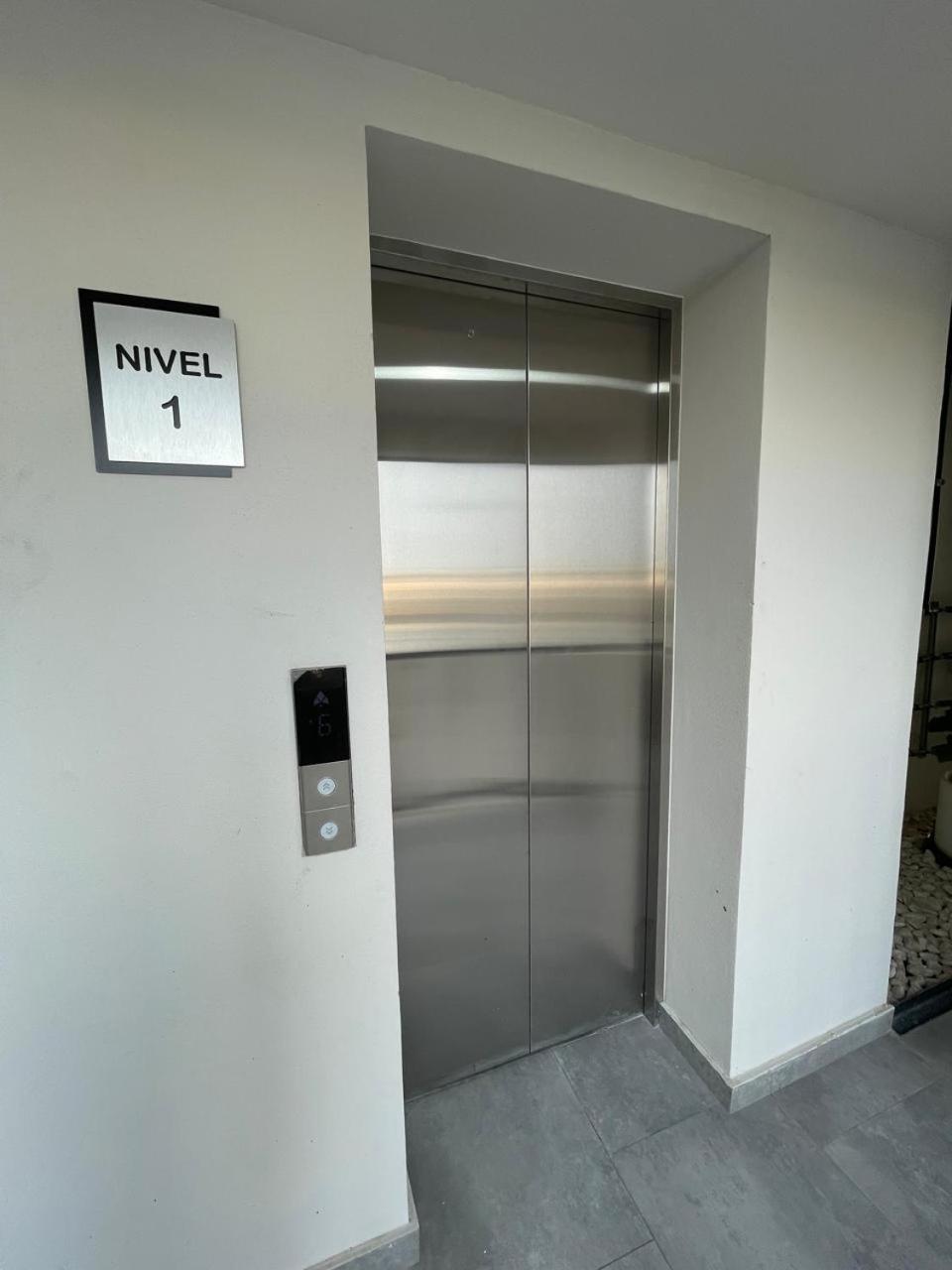 Appartement Depa Familiar Centrico Gdl Con Estacionamiento à Guadalajara Extérieur photo
